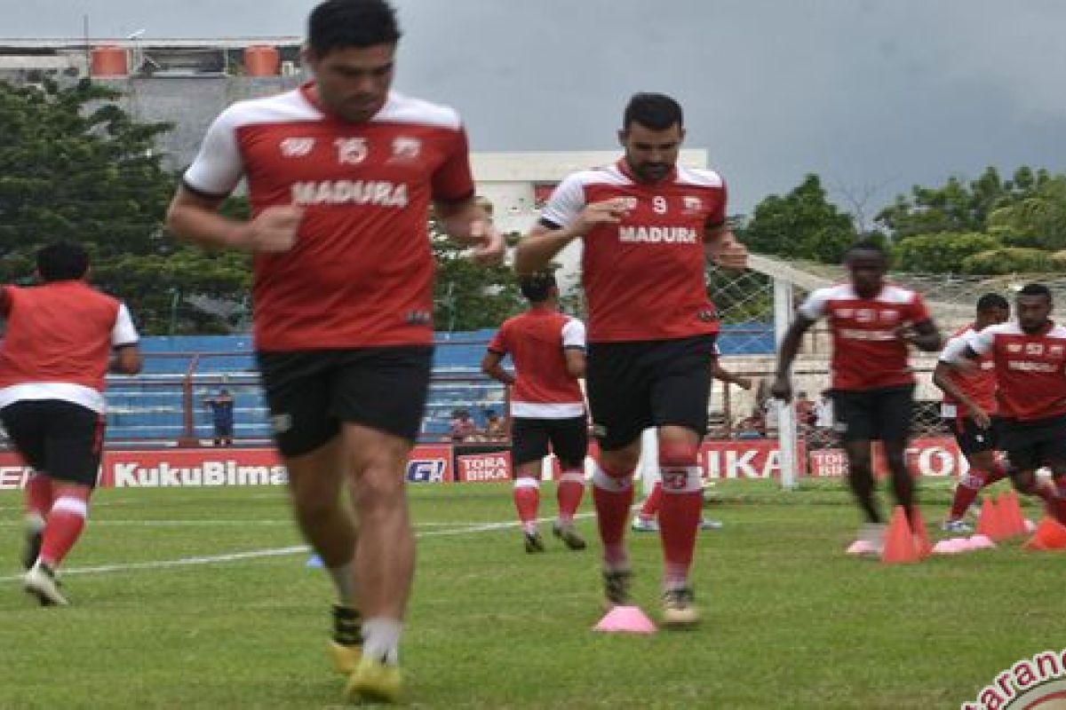 Dua Pemain Andalan Madura Absen Jelang Berhadapan Persib