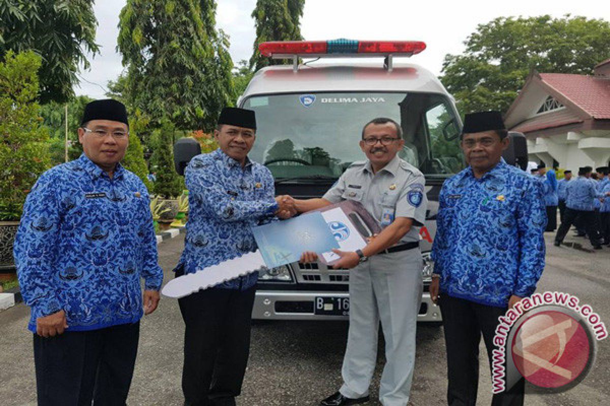 Jasa Raharja Serahkan Mobil Ambulance Ke Pemkot Palu