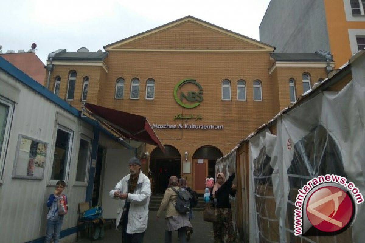 Cerita Masjid Bekas Gereja dan Pub di Jerman