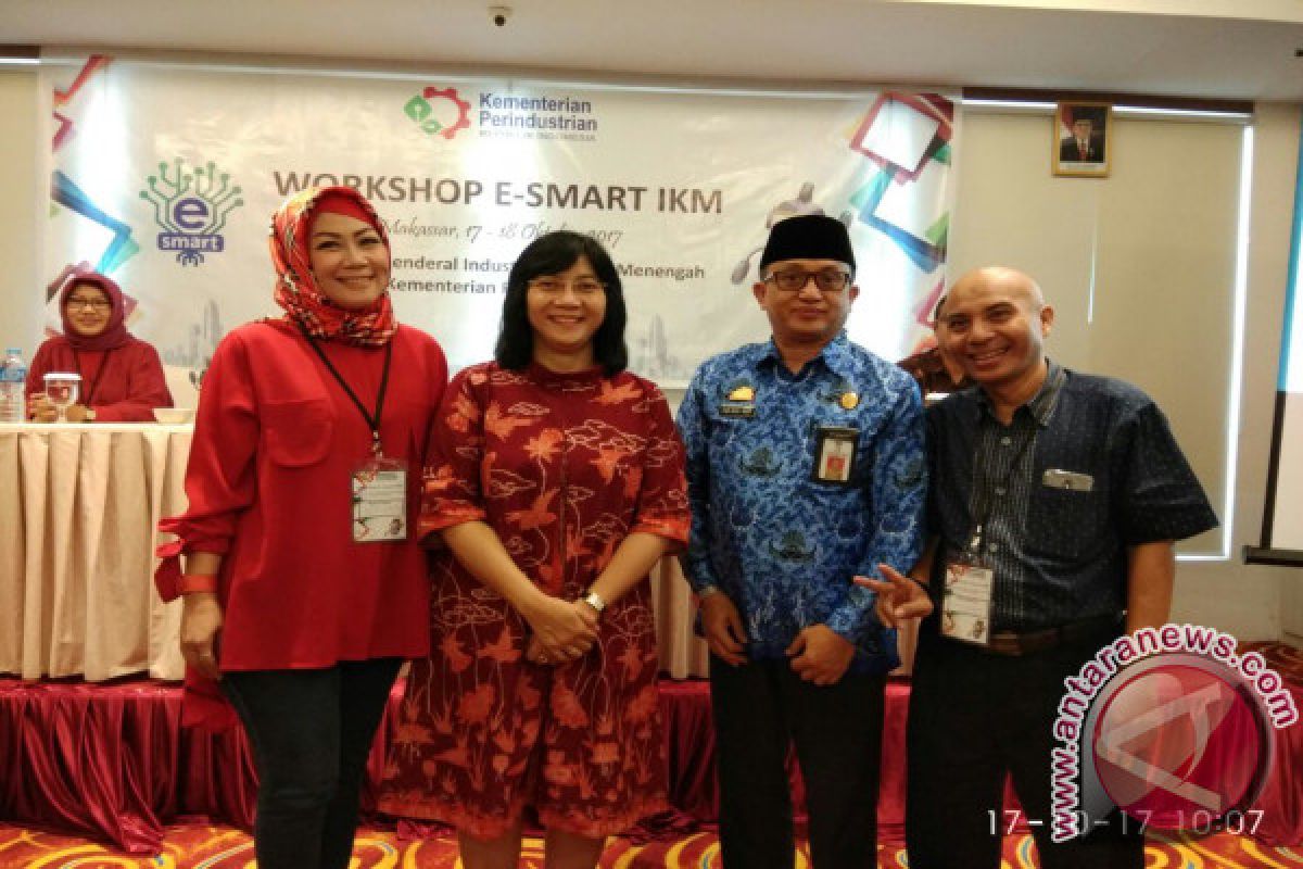 Kemenperin Sasar 40 IKM Makassar Dilatih E-Smart