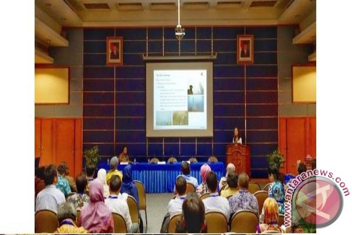 Axalta focuses on waterborne coatings for sustainable future at the National Polymer Symposium XI in Jakarta, Indonesia