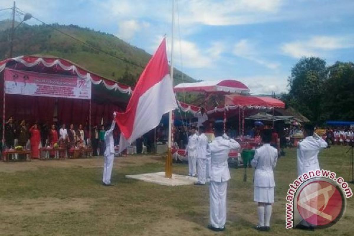 Pelaksanaan Upacara HUT RI di Samosir Sukses