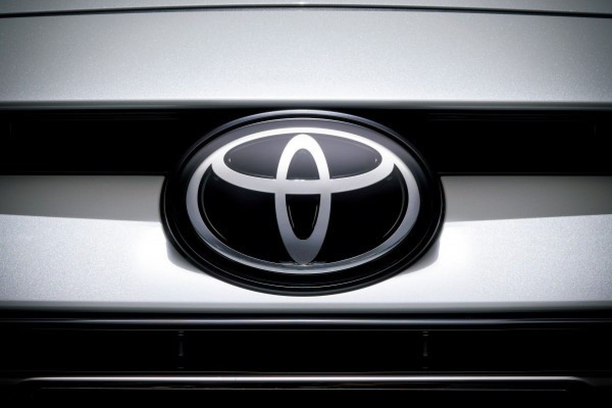 Realisasi ekspor Toyota lampaui 1 juta unit