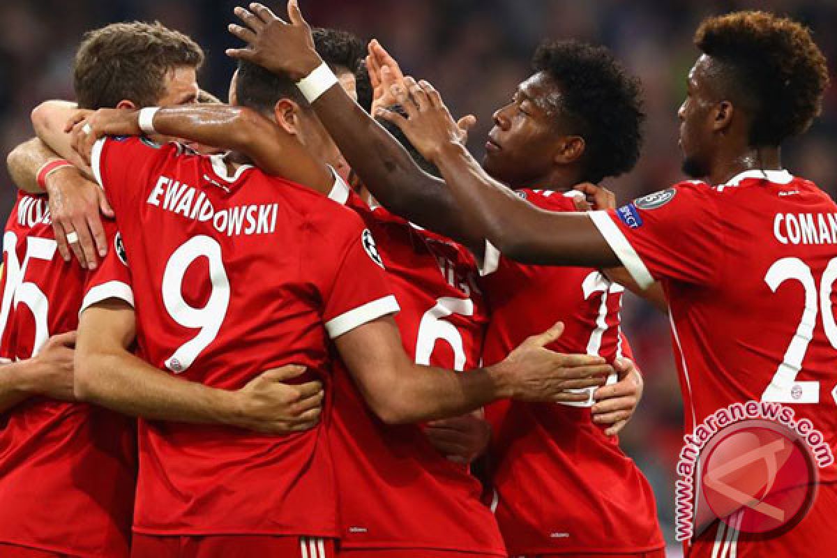 Dua Gol Lewandowski Perpanjang Laju Kemenangan Bayern