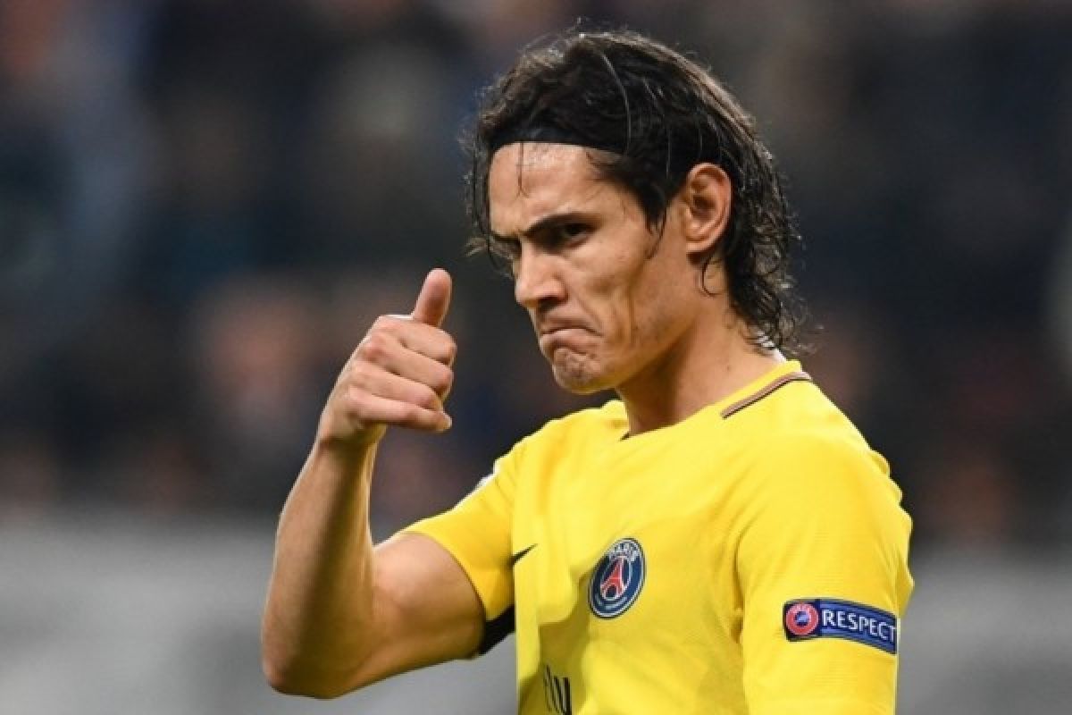 PSG menang mudah, Mbappe-Cavani cetak dua gol