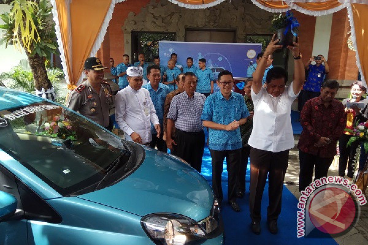 Blue Bird Hadirkan Kendaraan Taksi MPV