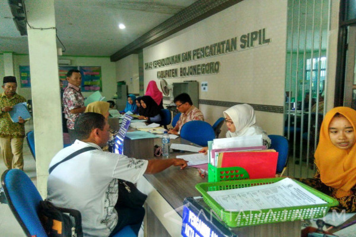 Bojonegoro Masih Rekap Kekurangan Blangko KTP-E