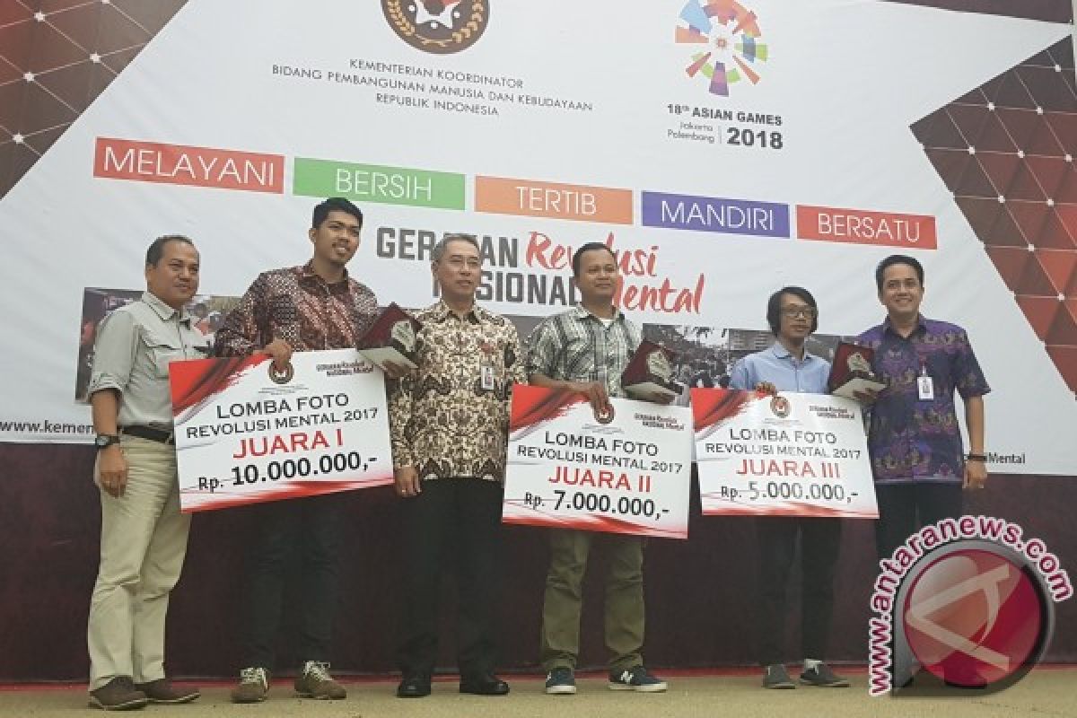 Ini para pemenang lomba Gerakan Nasional Revolusi Mental