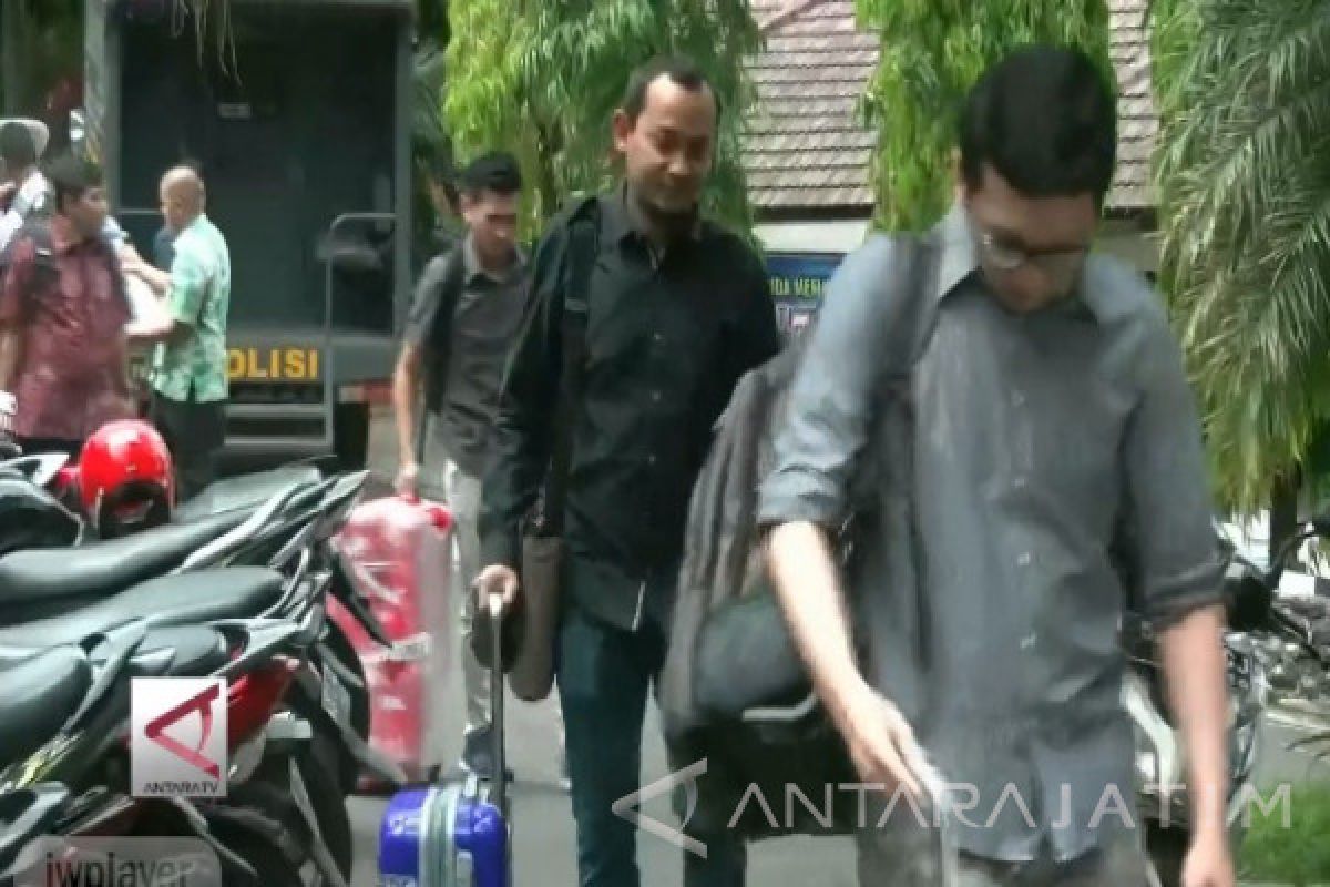 (Video) KPK Mintai Keterangan 11 Anggota DPRD Kota Malang
