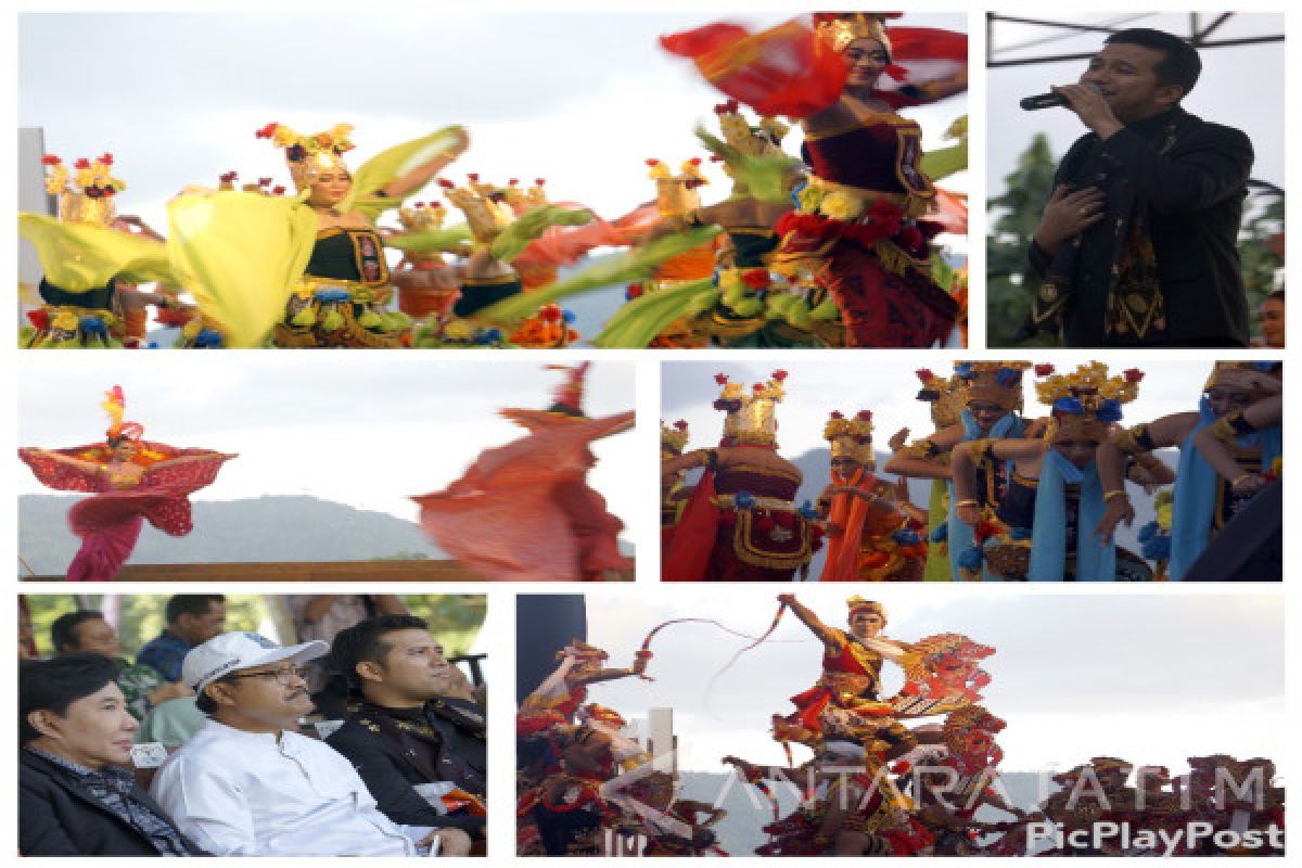 Tarian Guruh Soekarnoputra Semarakkan Festival Seni Pantai Prigi di Trenggalek 