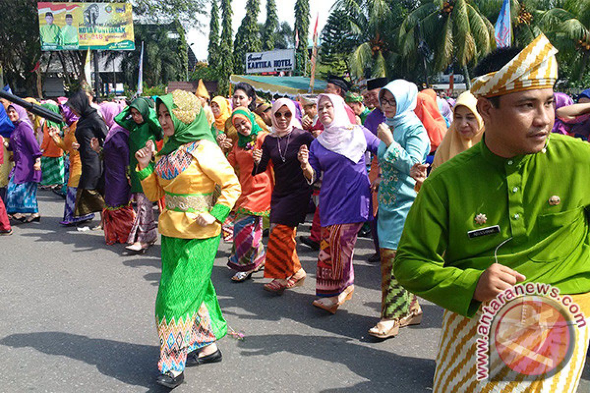 Ribuan Peserta Penari Jepin Meriahkan Puncak HUT Pontianak