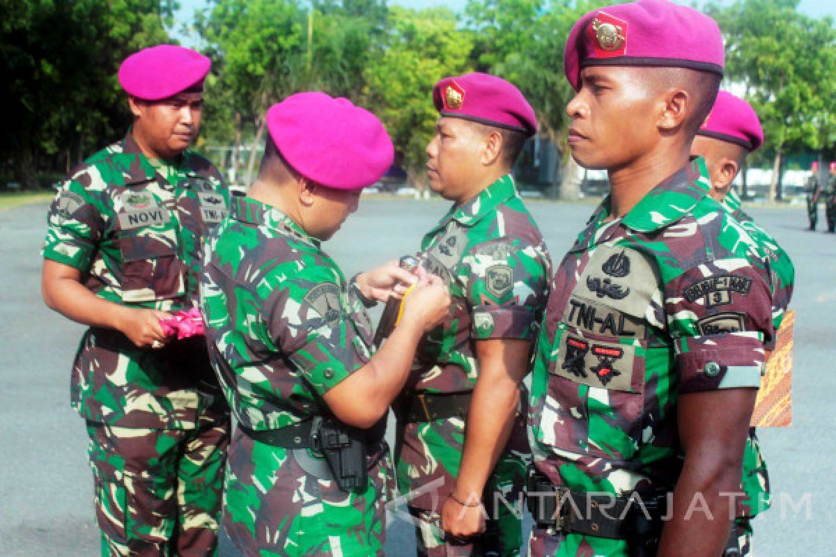 Prajurit Yonif-3 Marinir Ikuti Pelatihan Mengemudi-Komputer