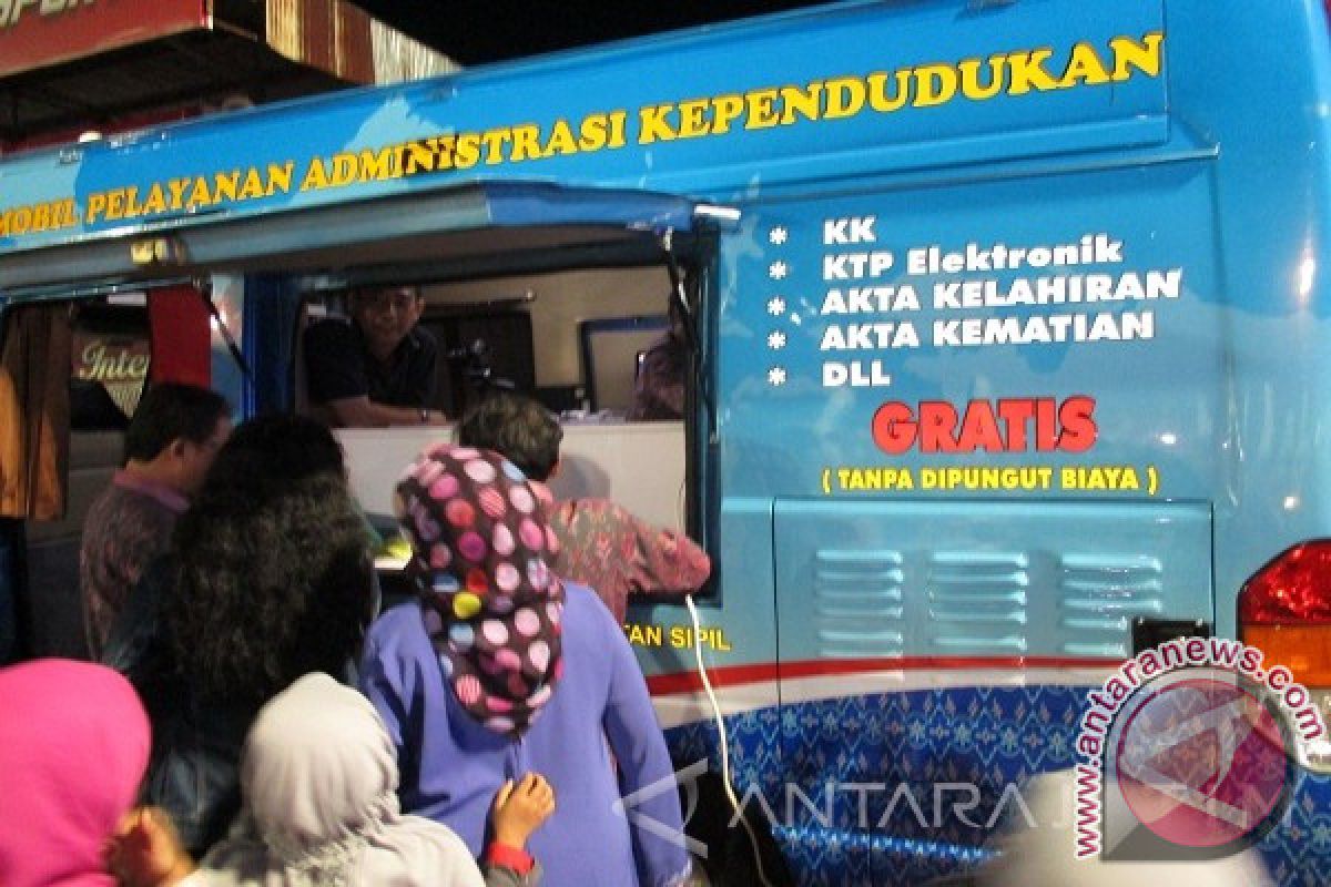 Fraksi Demokrat DPRD Agam Dukung Pembelian Mobil Layanan Keliling Kependudukan