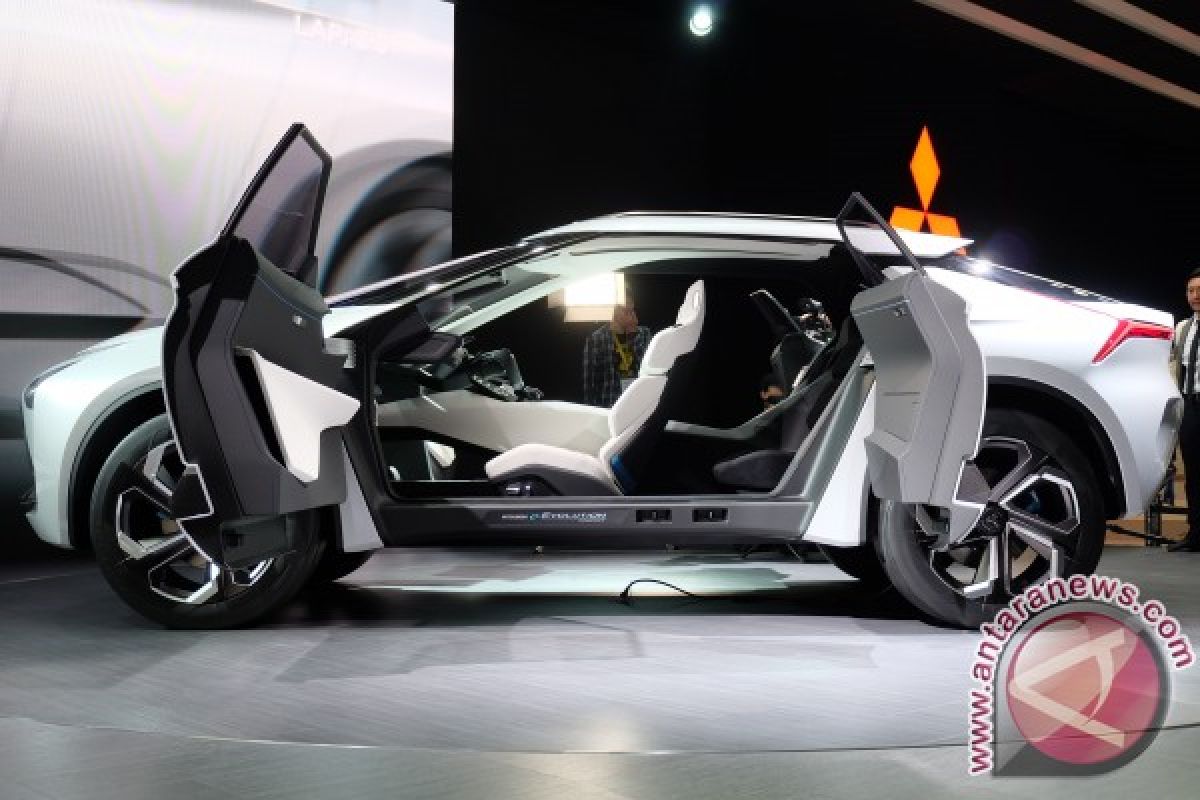 Lebih dekat dengan Mitsubishi e-Evolution Concept (Video)