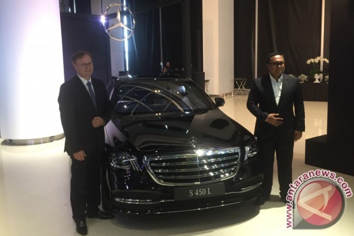 Mercedes-Benz luncurkan deretan SUV dan sedan mewah S-Class