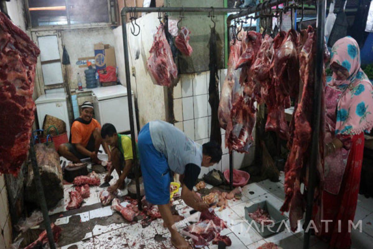 Omzet Pedagang Daging Sapi Bojonegoro Turun 20-25 Persen