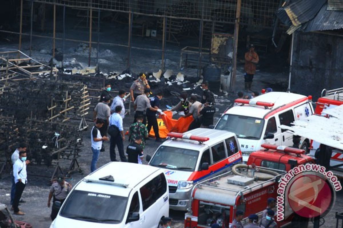 Sebagian korban ledakan gudang kembang api masih dirawat di rumah sakit