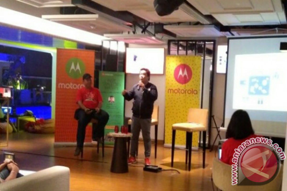  "Traveler" Yogyakarta diajak mencoba "smartphone" Motorola premium