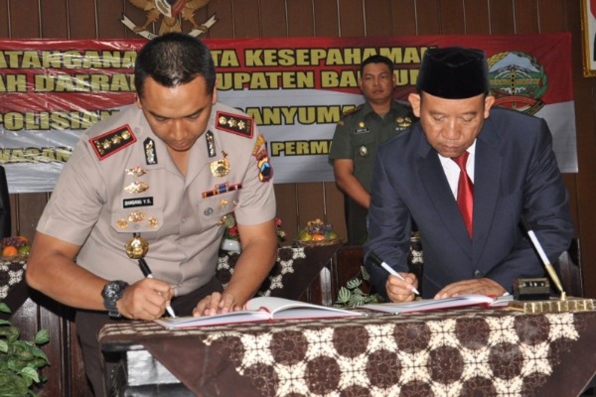 Polres-Pemkab Banyumas Teken MoU Sepakat Tangani Permasalahan Dana Desa