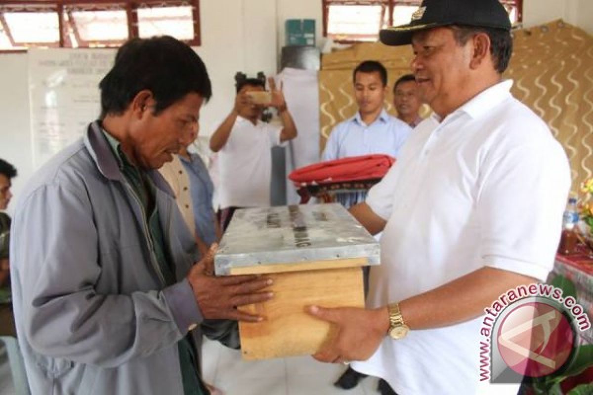 Pelaku UMKM Samosir Dapat Bantuan Mesin