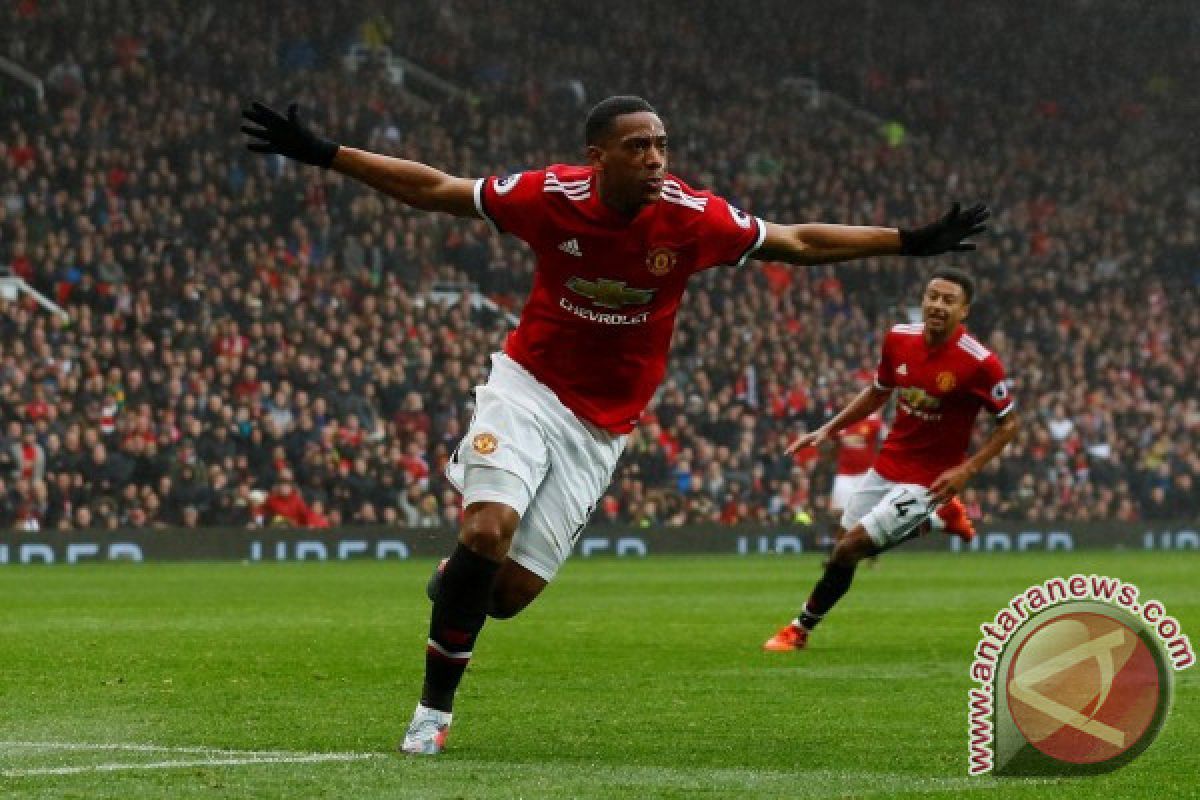 Manchester United siap melepas Anthony Martial