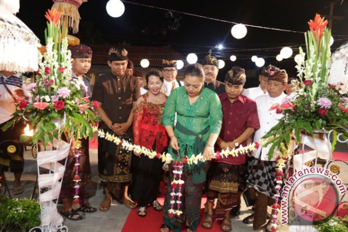 Pasar Tradisional Tanah Lot Pengelolaan Modern 