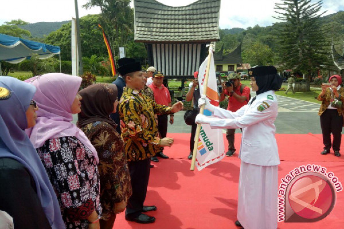 Kirab Pemuda se-Indonesia Rayakan Sumpah Pemuda di Padang Panjang