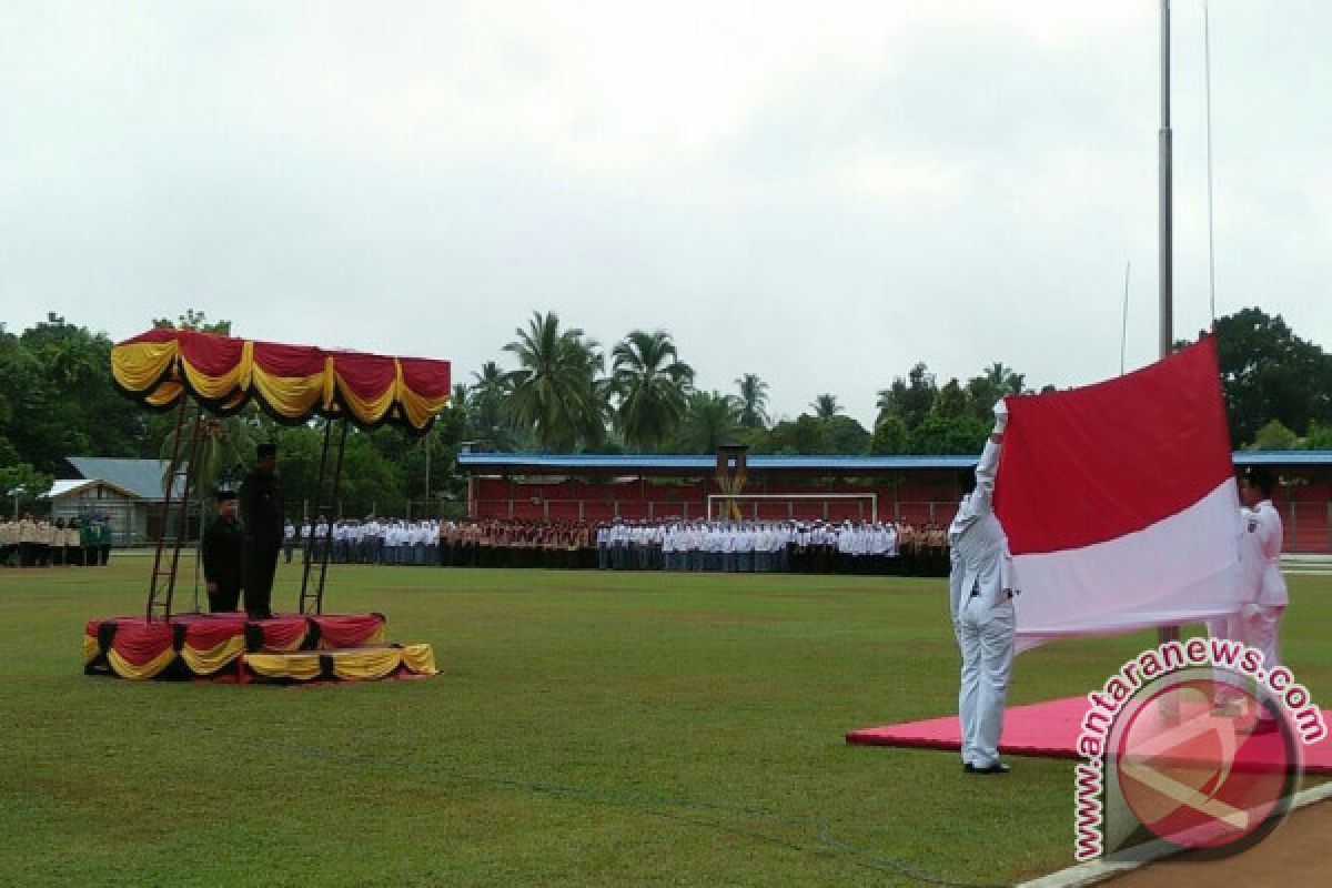 Cuaca Mendung, Bupati Sijunjung Pimpin Upacara Sumpah Pemuda