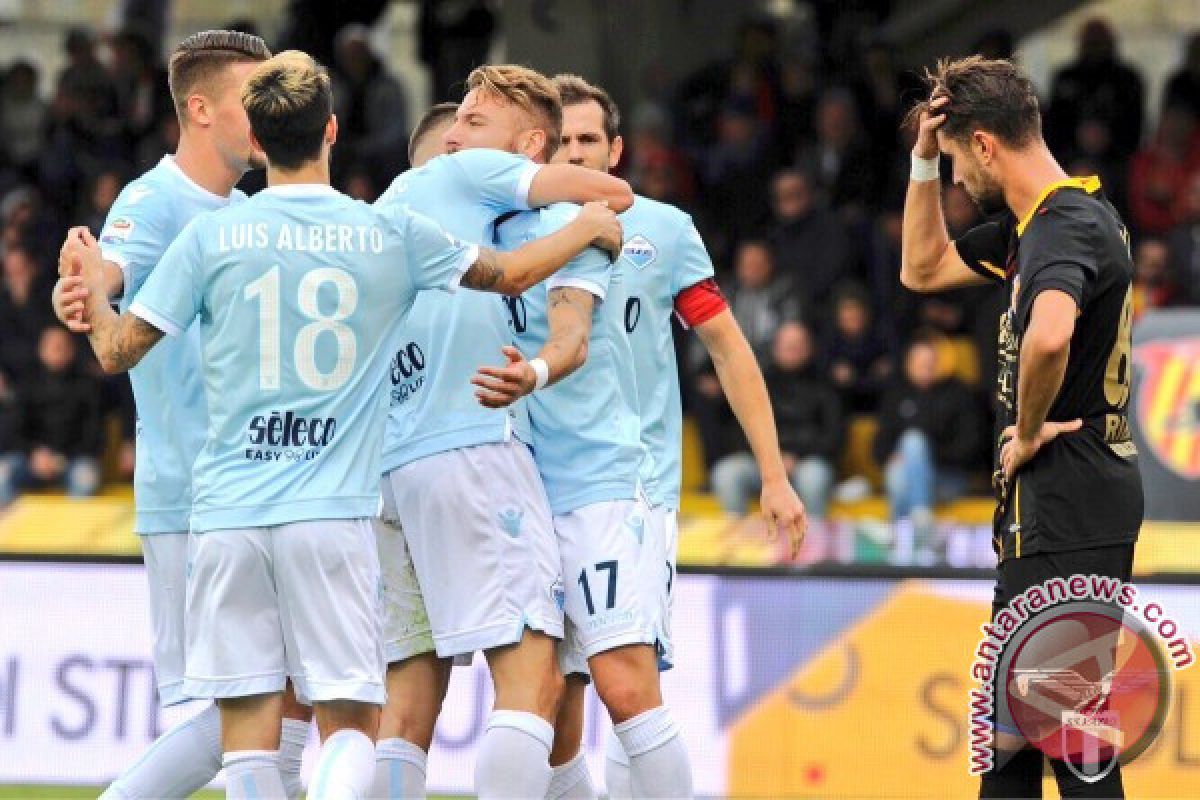 Lazio hantam Benevento 5-1