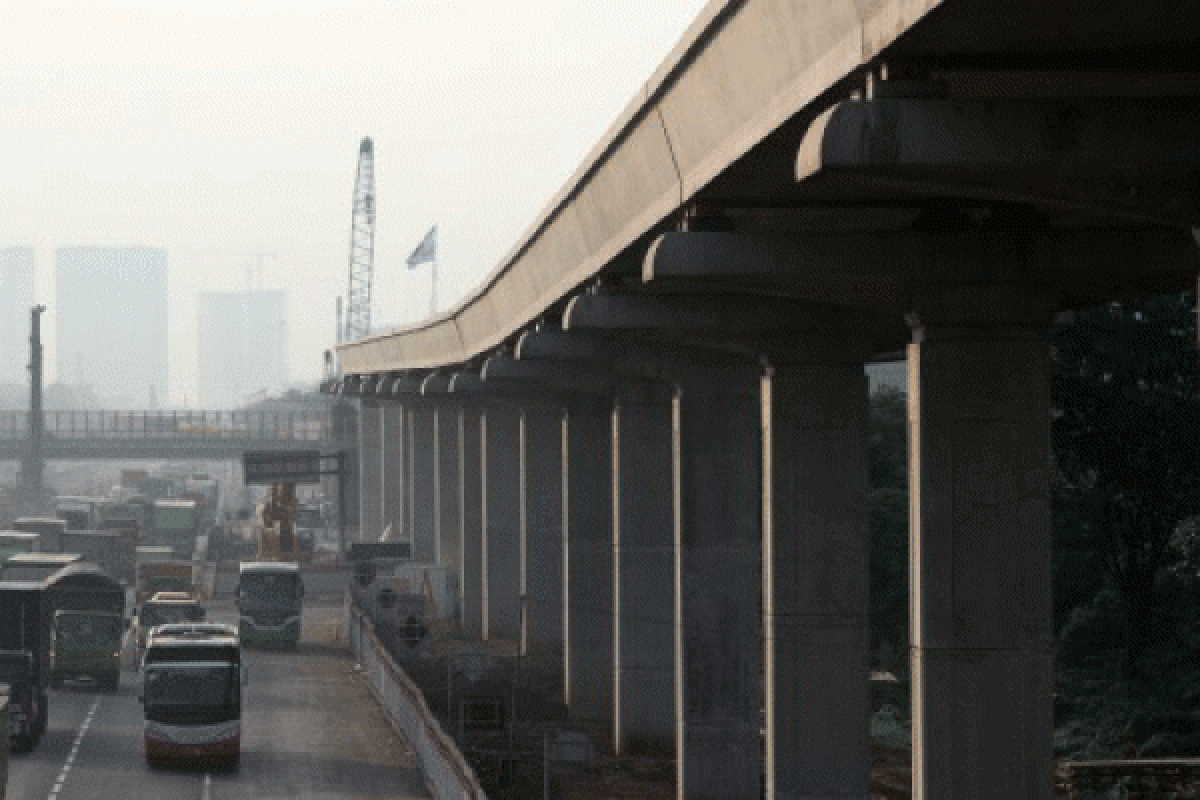 Jalan tol layang Jakarta-Cikampek diperkirakan belum beroperasi saat mudik