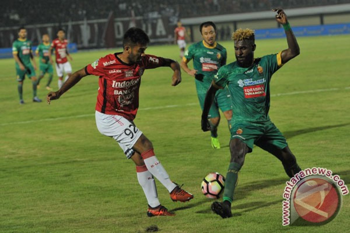 Bali United tundukkan Sriwijaya FC 3-2