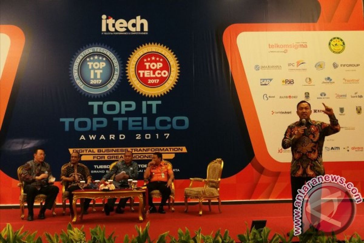 Jasa Raharja raih dua penghargaan di ajang TOP IT & TELCO 2017