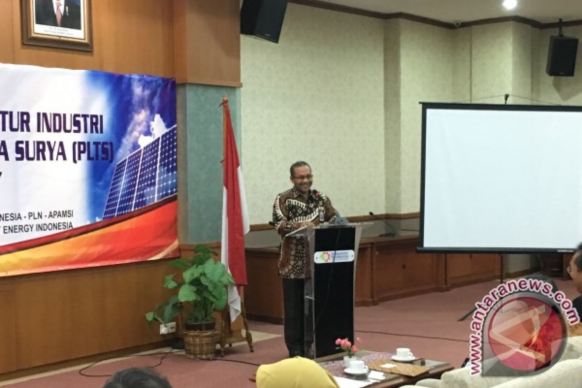 Konsorsium industri fotovoltaik dorong penguatan komponen PLTS