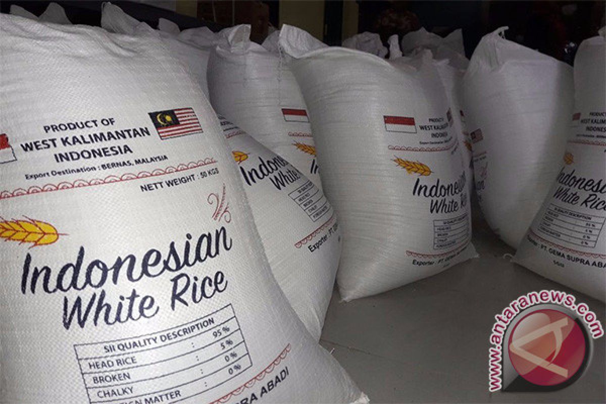 Stok Beras Bulog Untuk Operasi Pasar Melimpah  