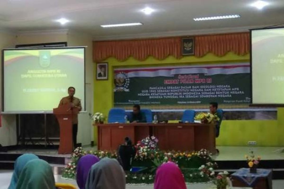 Anggota DPR Fadly Nuzal Ingatkan Pelajar Riau 4 Pilar Kebangsaan