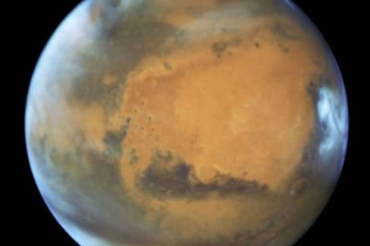 Astronom Temukan Es Di Mars???