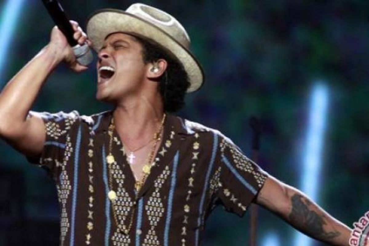 Bruno Mars Pimpin Delapan Nominasi American Music Awards 