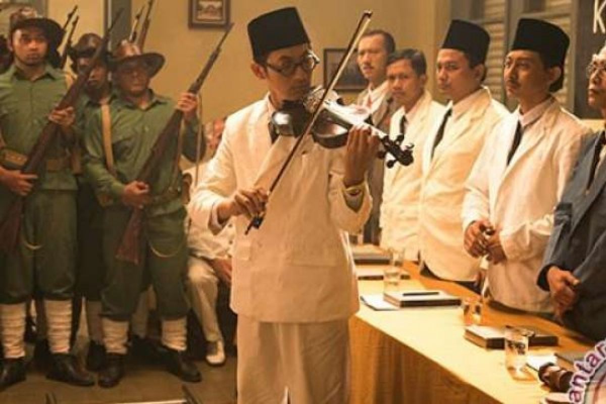 Perankan WR Supratman, Akting Rendra Pamungkas Tuai Pujian