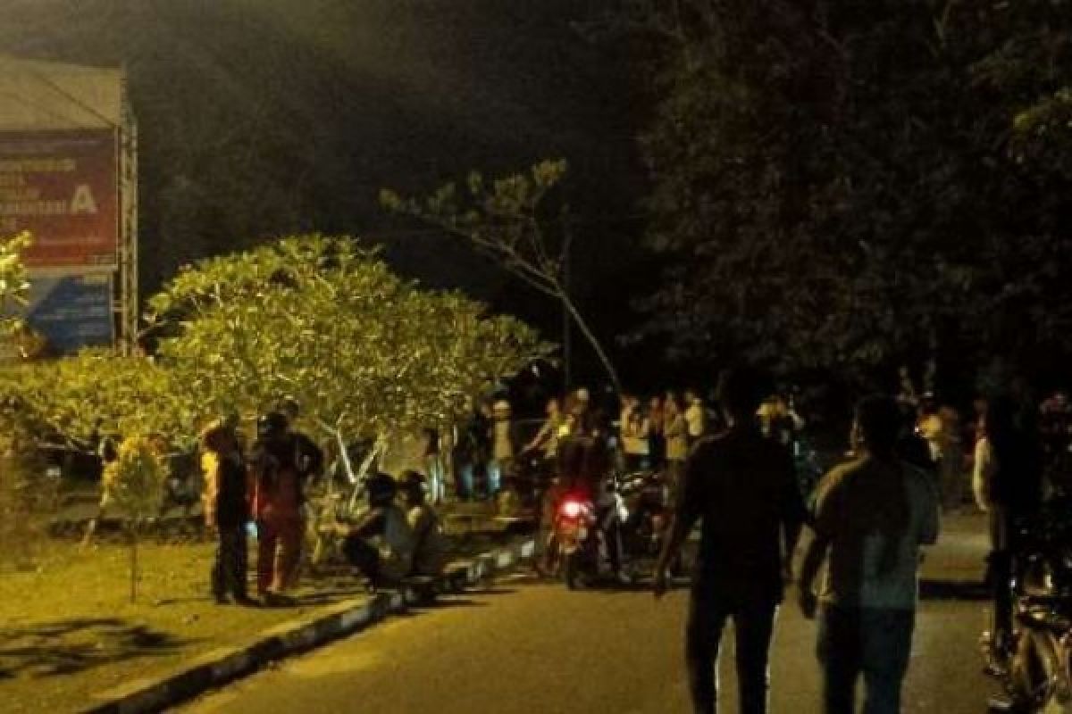 (Vidio) - Inilah Bagaimana Bentrokan Mahasiswa Pecah di Universitas Riau