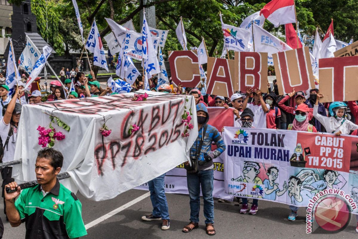 Buruh kembali minta umk Semarang Rp2,8 juta