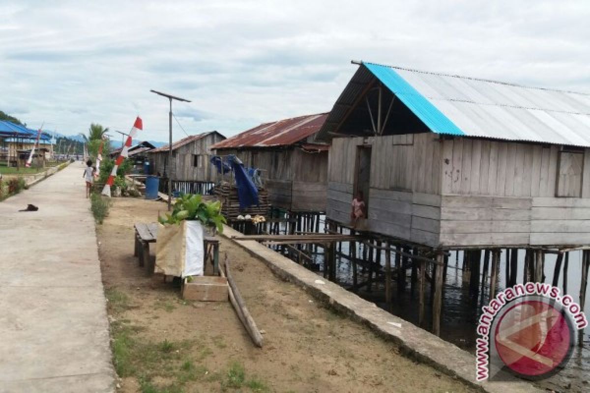 Pemkab Teluk Wondama upayakan rumah layak secara bertahap