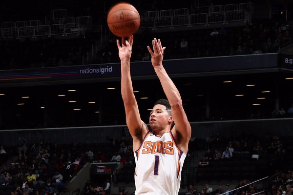 Devin Booker sepakati perpanjangan kontrak maksimal bersama Suns