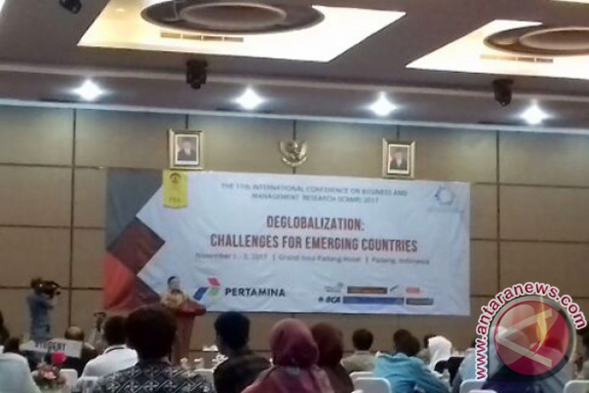 Konferensi Internasional Riset dan Bisnis Bahas Deglobalisasi Negara Berkembang