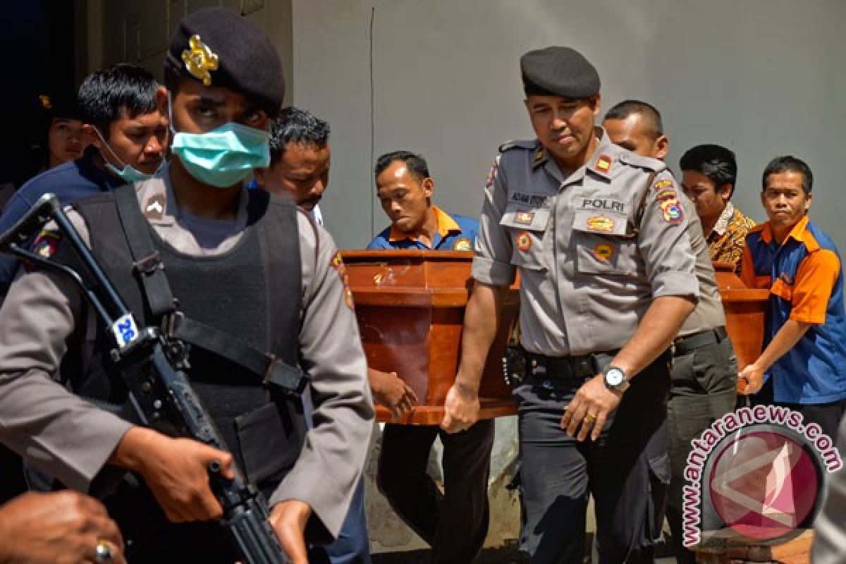 Aparat gabungan kejar otak kelompok teroris Bima