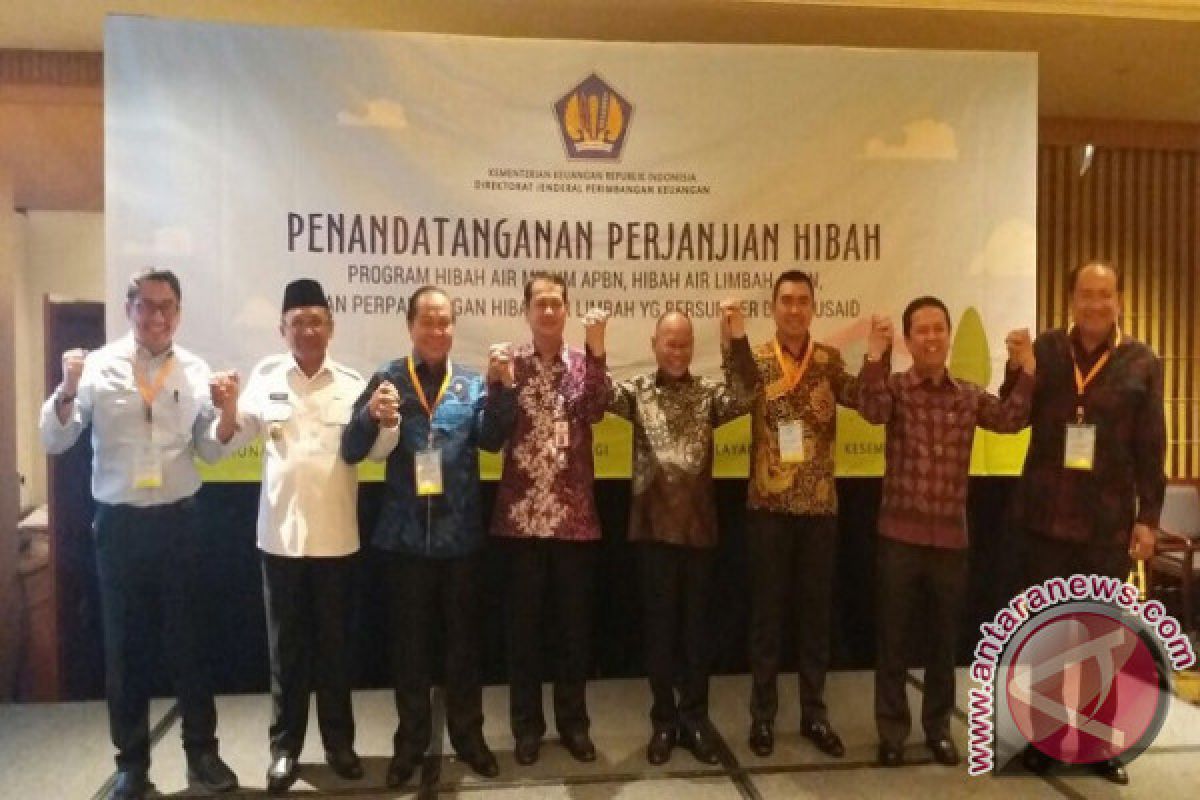 Lomban Tandatangani PHD Bersama Kementrian Keuangan RI