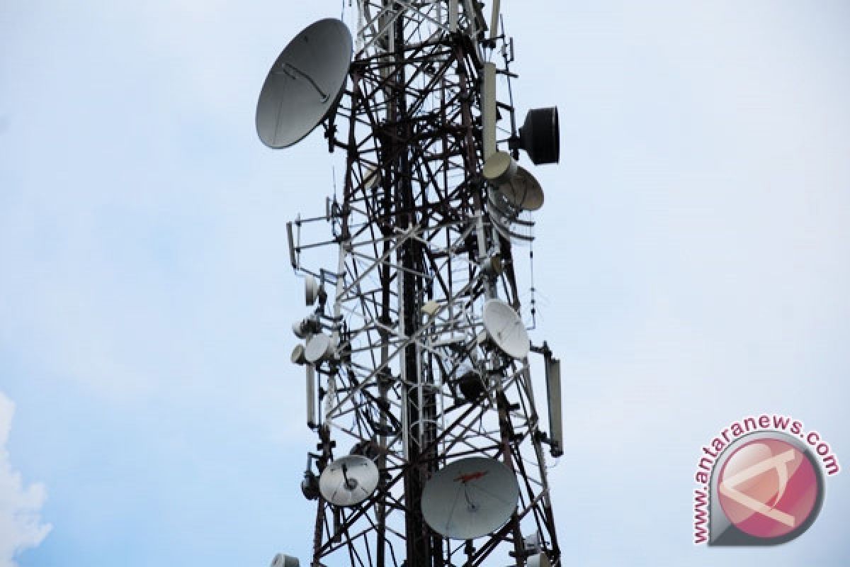 Kemenkominfo Bangun Sembilan Tower Telekomunikasi di Kapuas Hulu