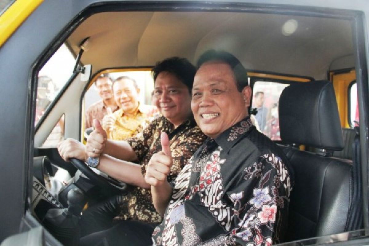 Menteri perindustrian dorong kendaraan pedesaan diproduksi industri dalam negeri