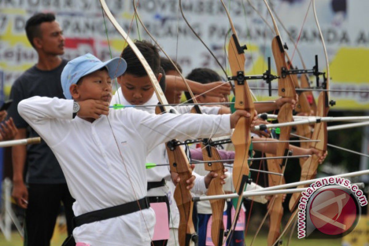 Regu putri Aceh raih perungu kejurnas panahan