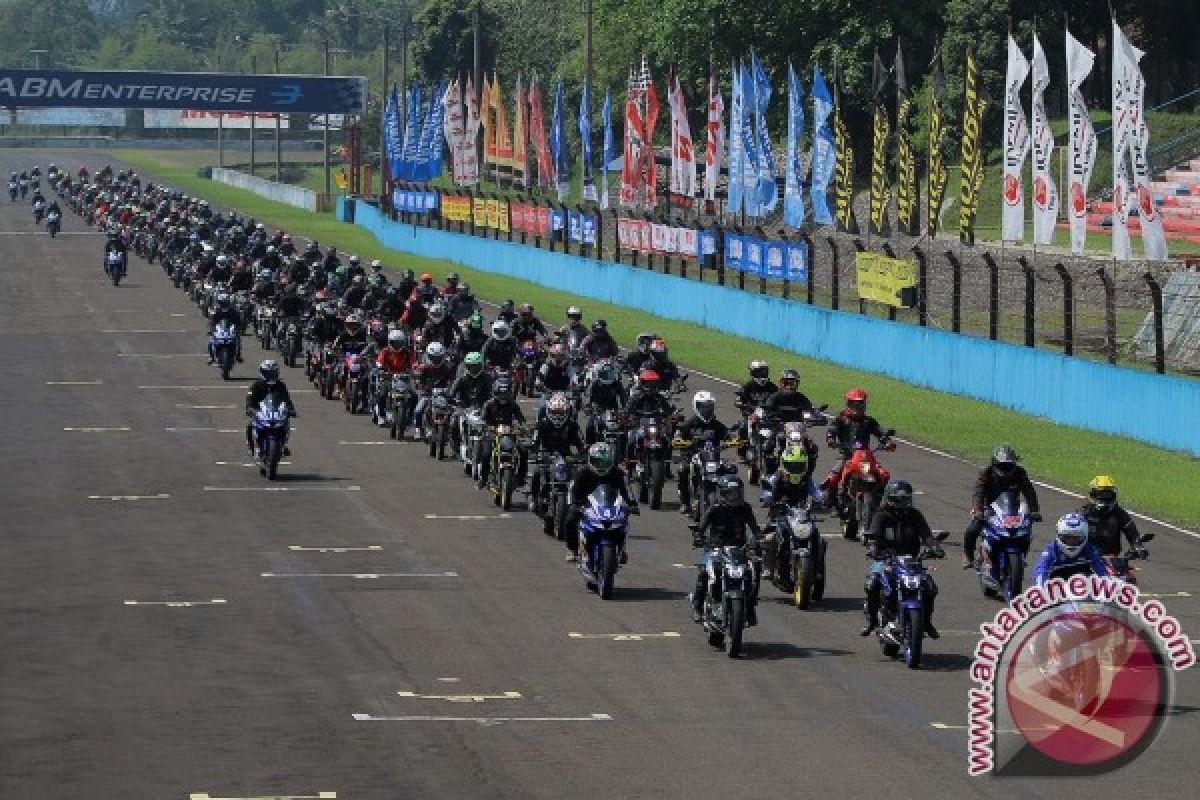 Yamaha manjakan komunitas lewat Sunday Race 2017