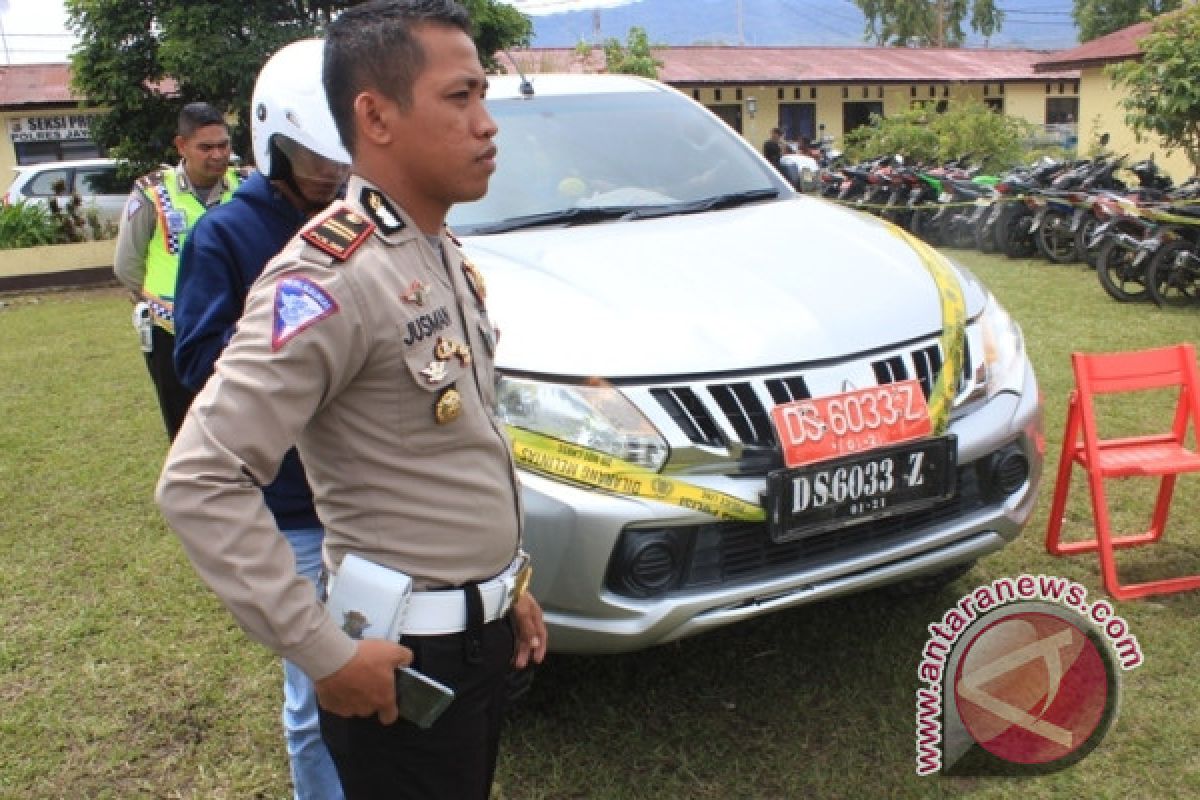 Polisi Jayawijaya sita mobil dinas Pemkab Tolikara terkait korupsi 